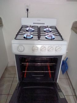 Stove - estufa hot point de 20" ( free delivery 🚚