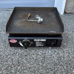 Char-Griller® Flat Iron 1-Burner Portable Propane Gas Flat-Top Griddle 