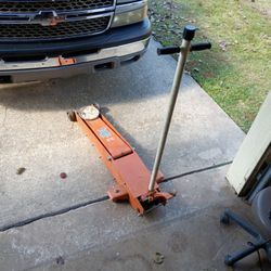 4 Ft.  2 1/2 Ton Floor Jack With Foot Pump