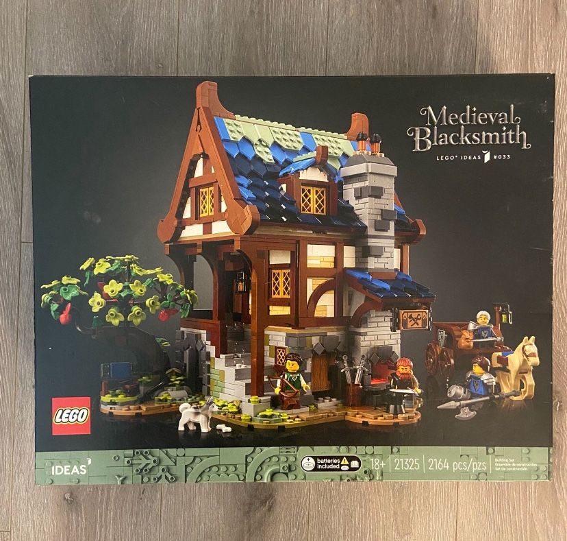 Lego Medieval Blacksmith 21325
