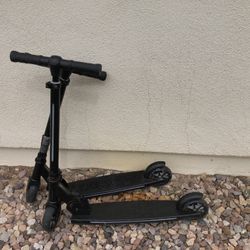 Jetson Light Up Kids Scooter