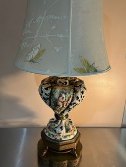 Capodimonte Italian , Antique Lamp Porcelain