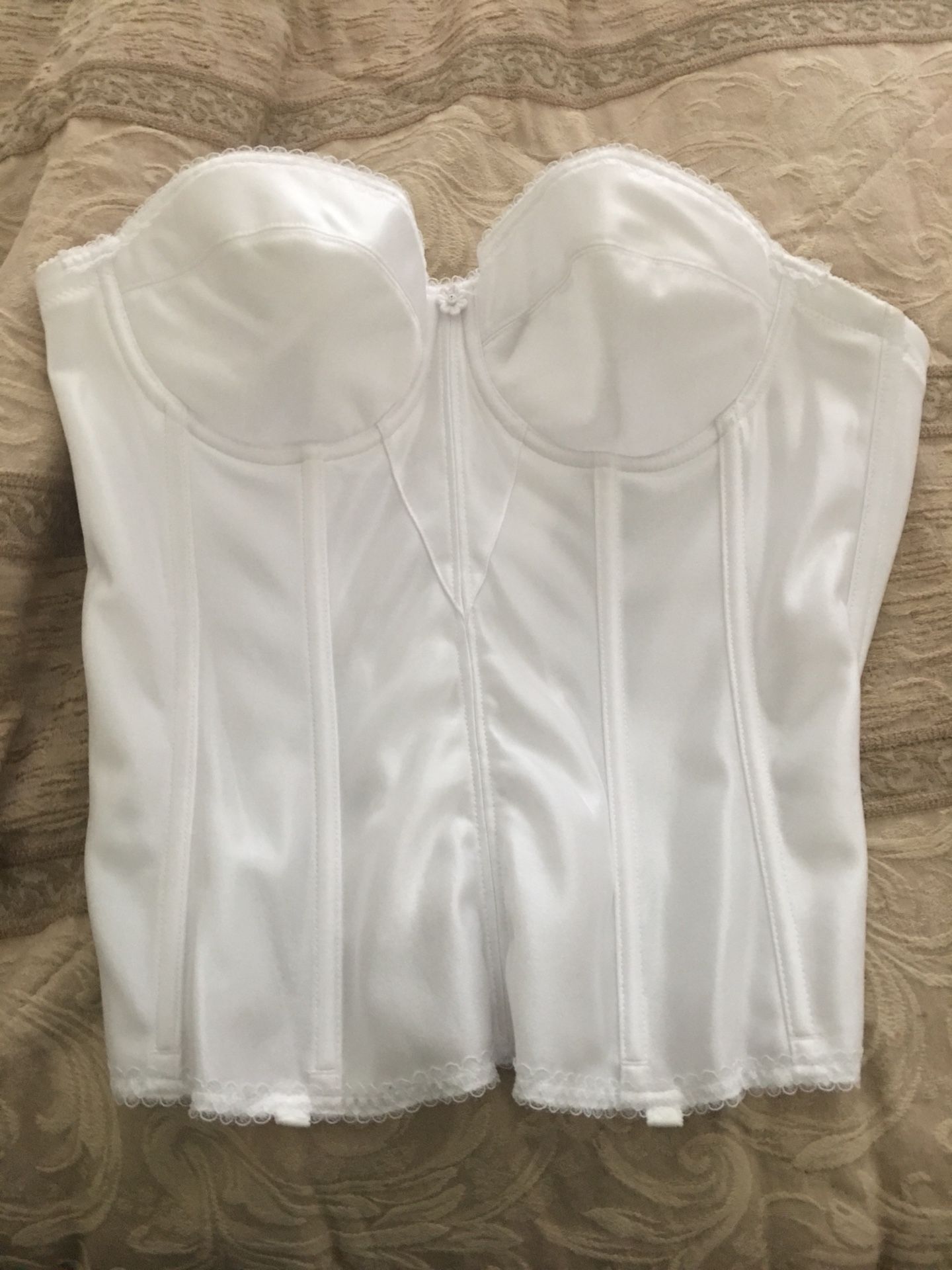 Wedding undergarment 34 c