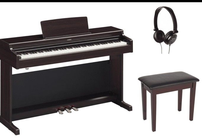 Yamaha YDP164R Just out of box