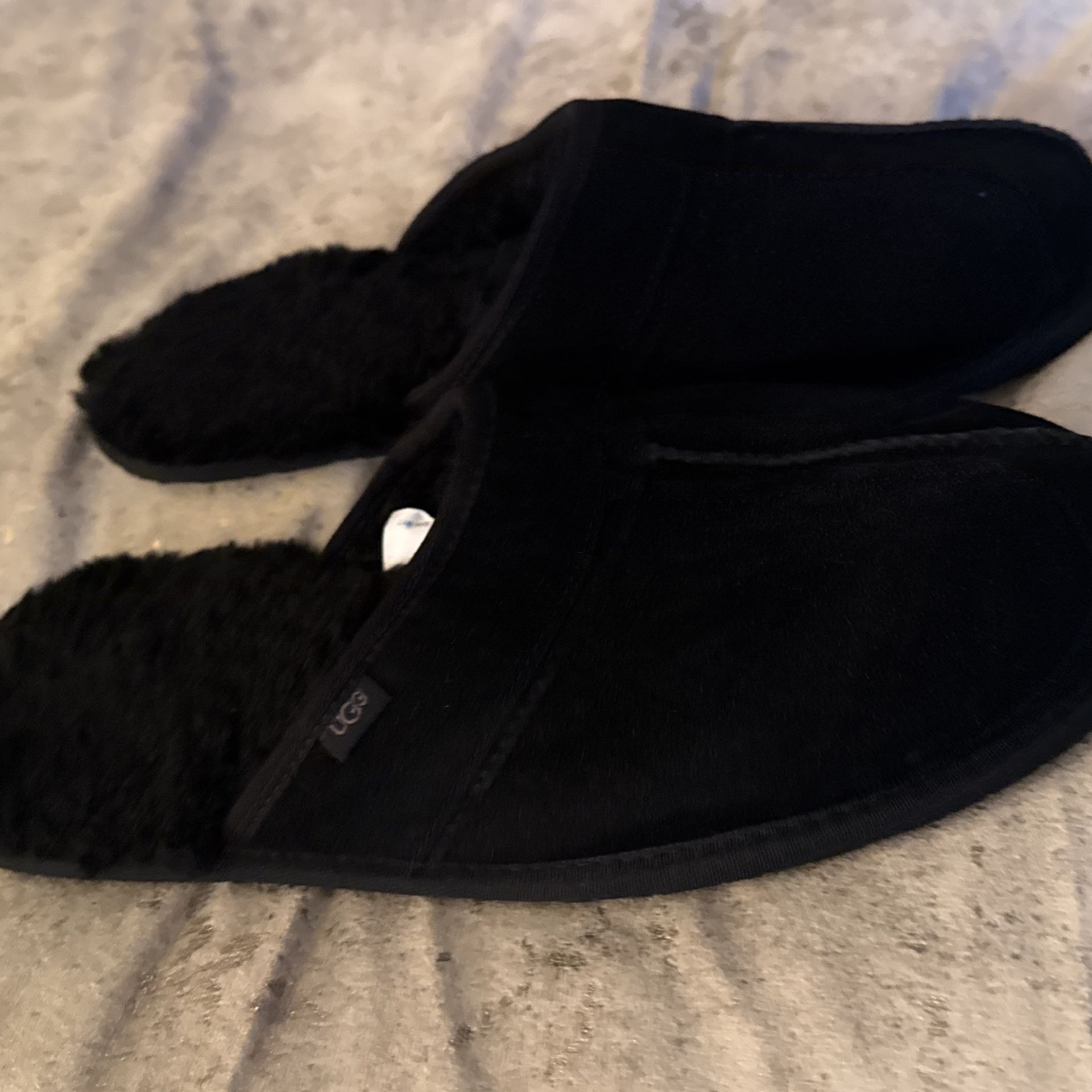 UGGS Slippers Size 11
