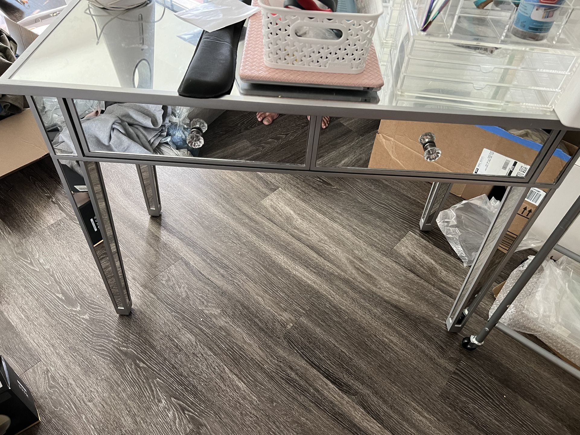 Mirrored 2 Drawer Media Table