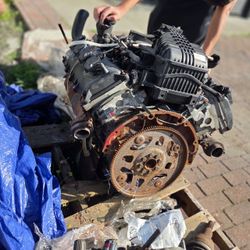 Got A 2006-8  Dodge 5.7 L Hemi Motor With 80k Miles And A Transfer Case Assembly 8ok On It For 2006 - 2008 Dodge All-wheel Drive