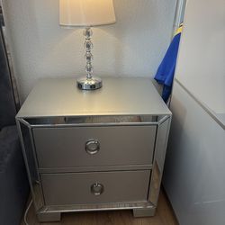 Kosta Nightstand set