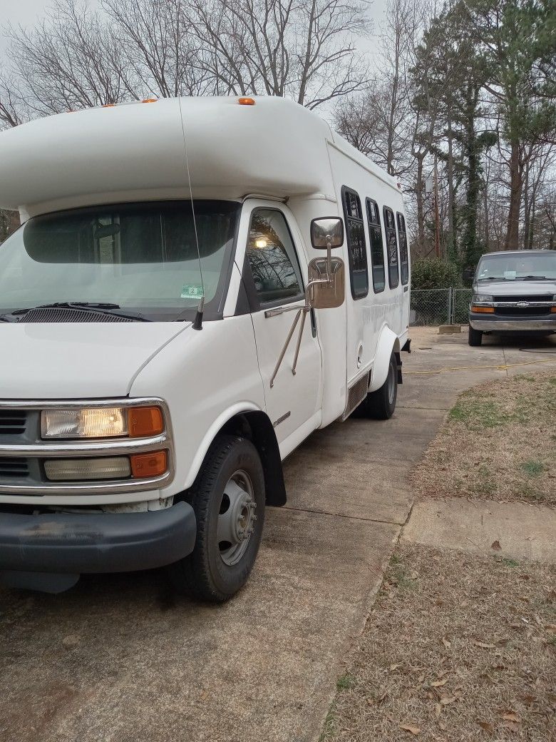 2001 Chevy Shuttle Bus / Conversion  Low Miles