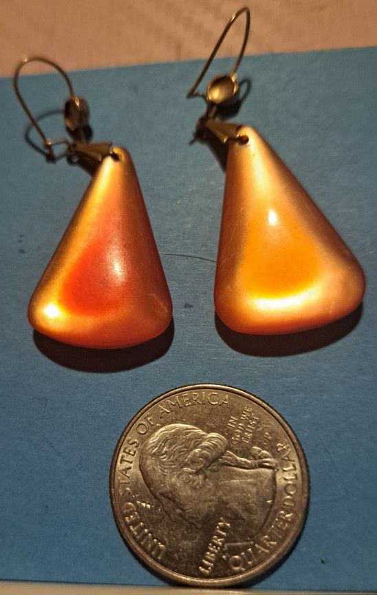 Antique Bakelite Reddish/Peach Earrings 