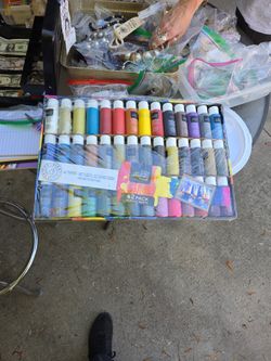 Studio Fensations 42 Pack Acrylic Paints