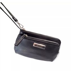 Pre-Owned Kenneth Cole Reaction Vegan Friendly Black Wristlet Clutch
