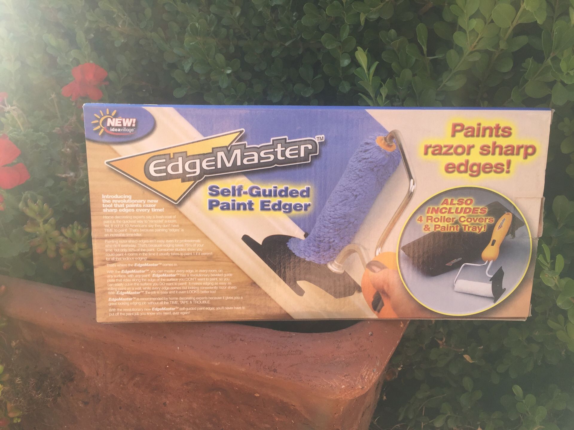 Paint Edger (paints edges fast&easy)