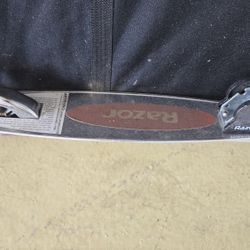 Razor scooter