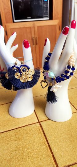 Pulseras Con Aretes