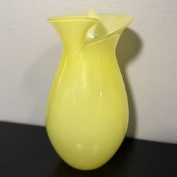 VINTAGE Empoli Calla Lily Vase Chartreuse Yellow Opaline Italian MCM  14"x7 Tall