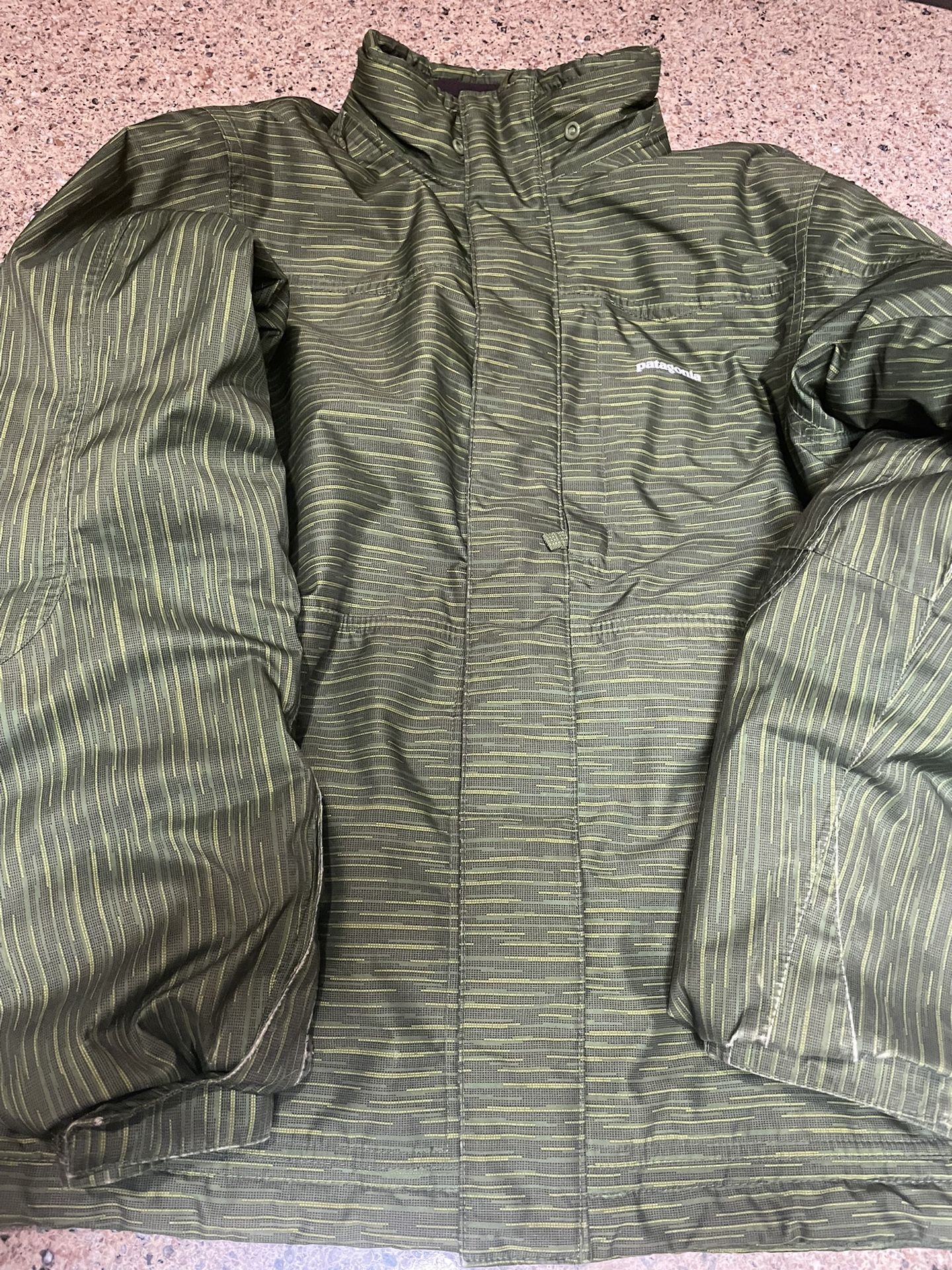 Patagonia Boys XL (14)