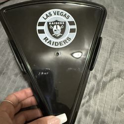 Raider Pizza Container 