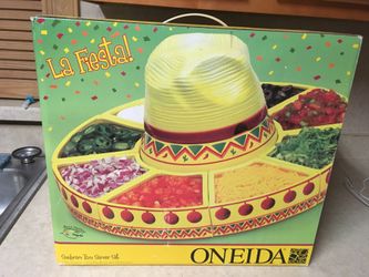 Sombrero taco serving dish