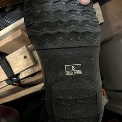 Size 8 Steal Toe Snow Boot 