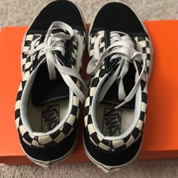 Checker Vans Black And White