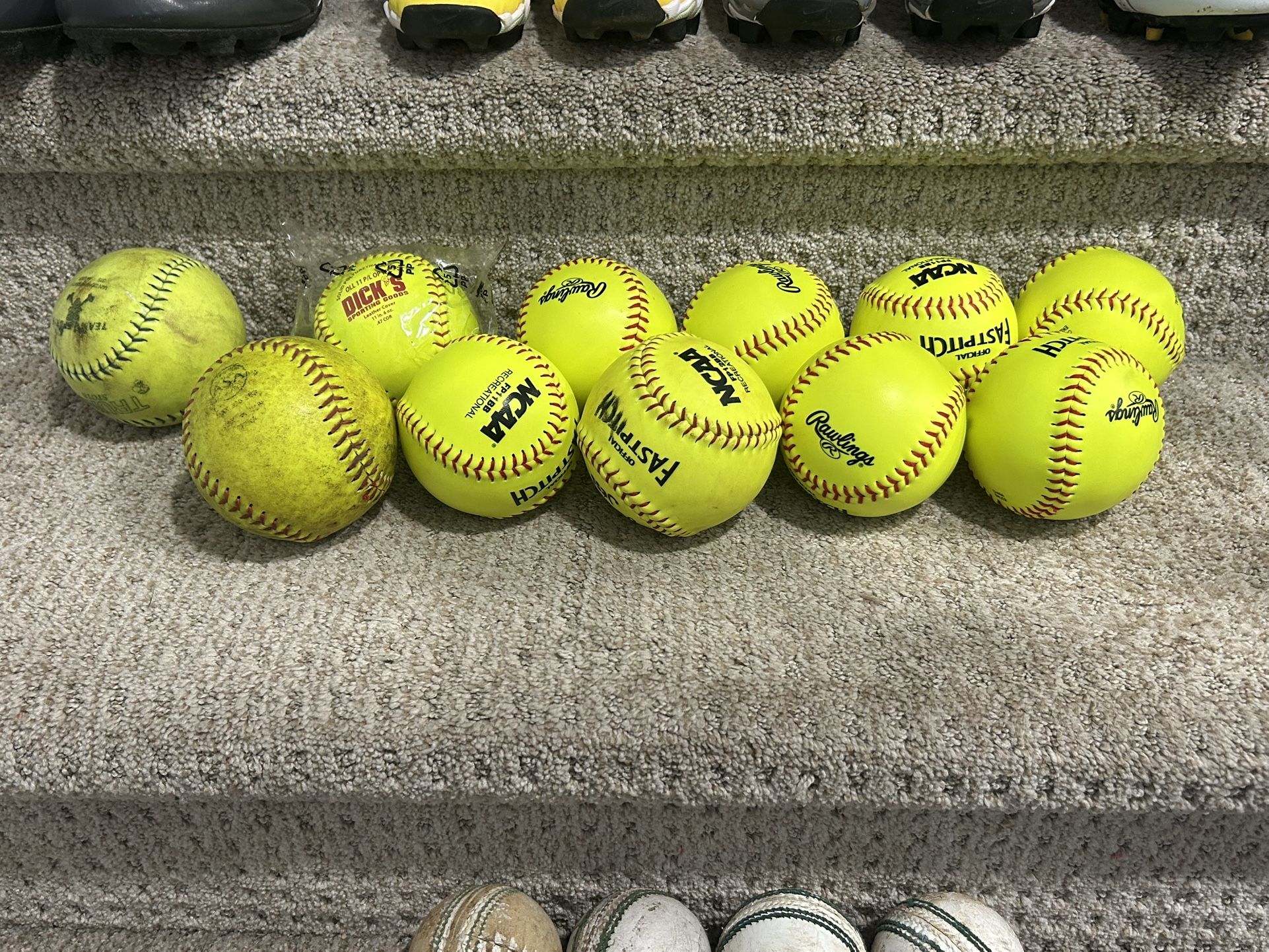 Fast Pitch Softballs 
