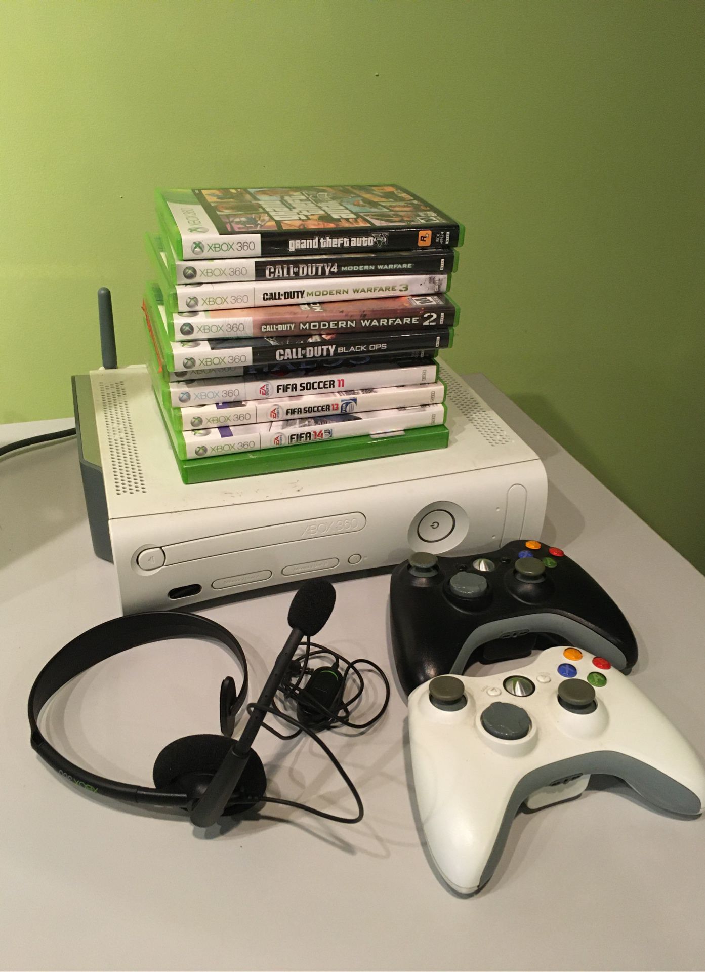 Xbox 360 with 9 games