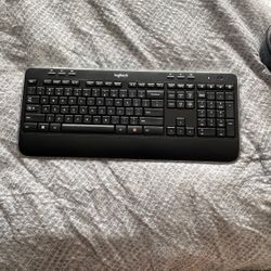 Logitech Wireless Keyboard