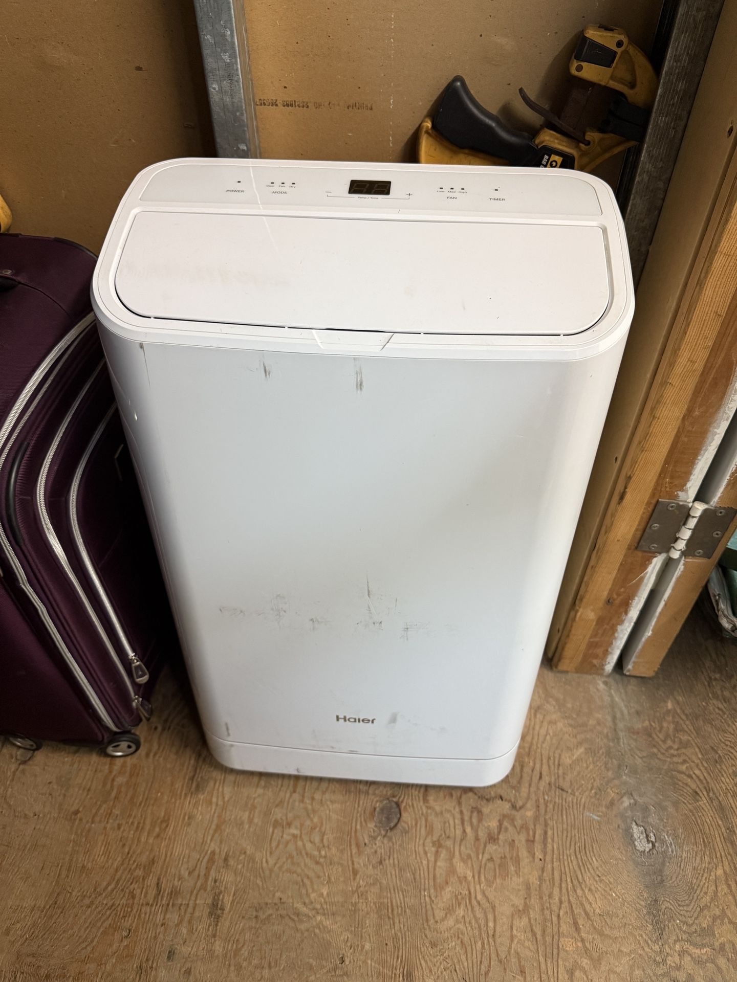 AC UNIT