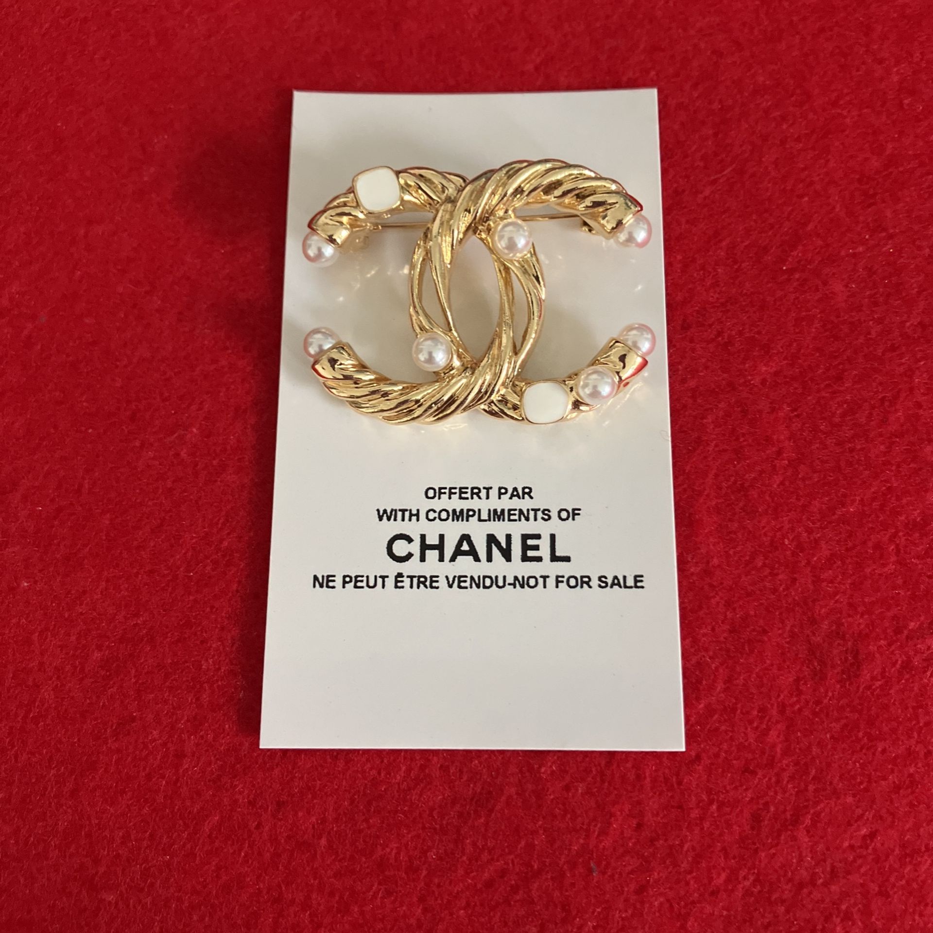 CC BROOCH for Sale in Delray Beach, FL OfferUp
