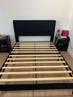 Queen size bed
