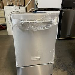 ❄️ 🧊 NEW KitchenAid - 18" 29-Lb. Built-In Ice Maker - Stainless Steel KUID508HPS
