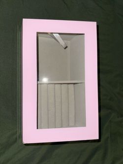 Jewelry box