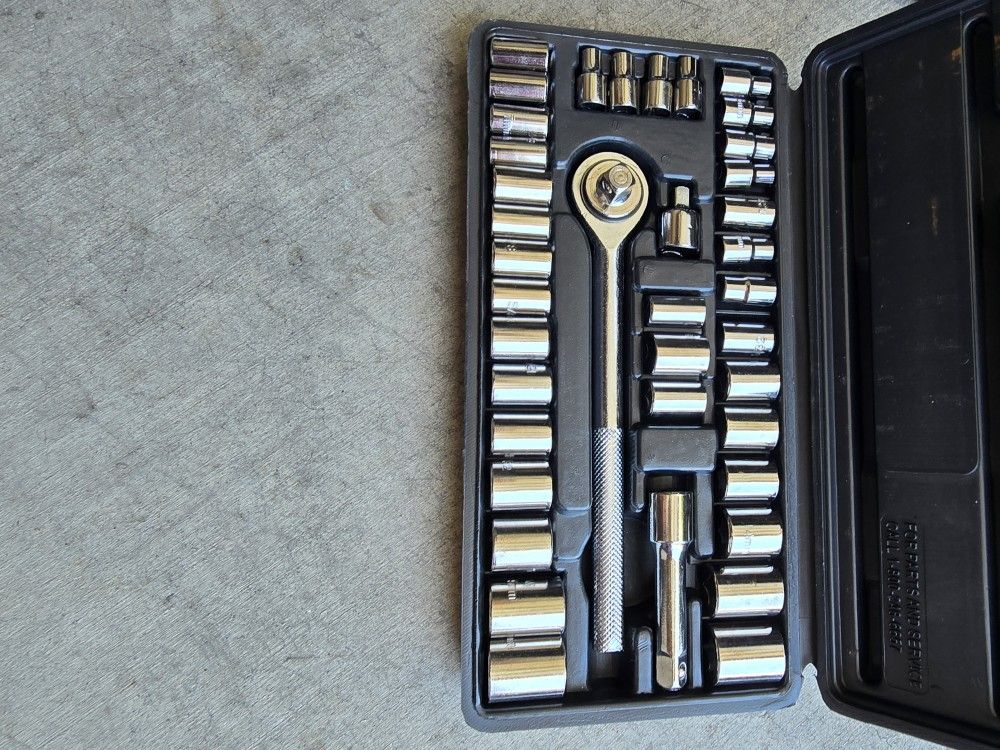 Socket Wrench Set