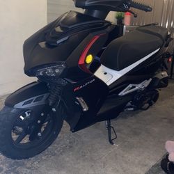 Italica Scooter 150cc