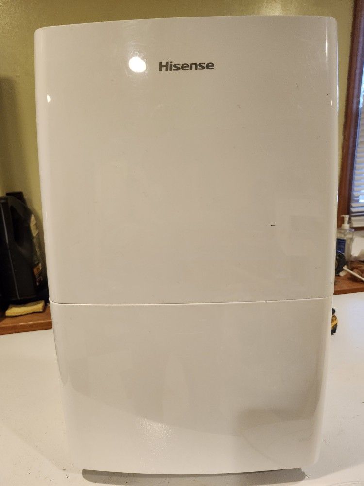 Hisense Dehumidifier 70 Pint With Pump build in