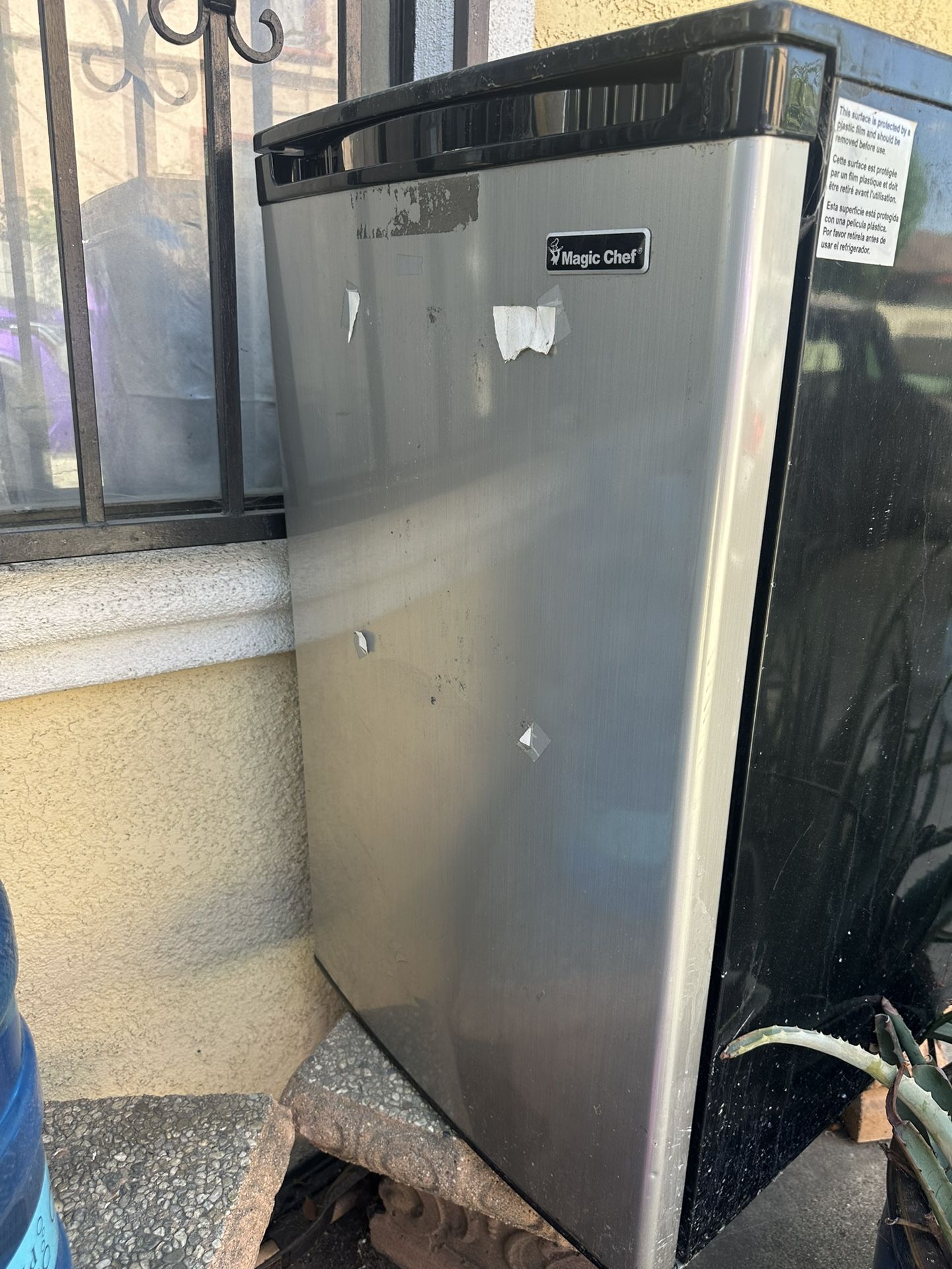 Mini Fridge