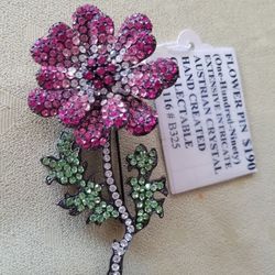 GORGEOUS EXTENSIVE INTRICATE AUSTRIAN CRYSTAL