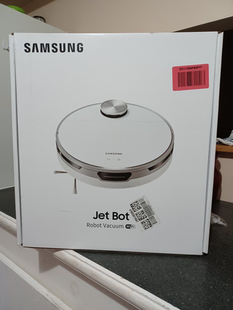 Samsung 
Jet Bot Robotic Vacuum Cleaner with Intelligent Power Control in White