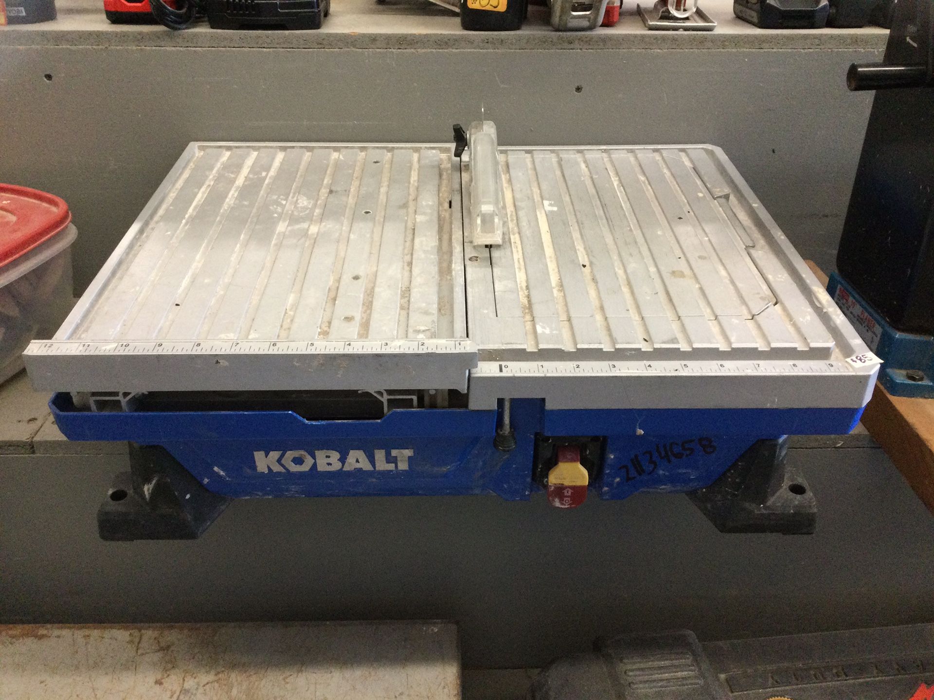 KOBALT 7” PORTABLE WET TILE SAW