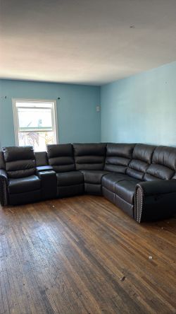 Sofa sectional freee