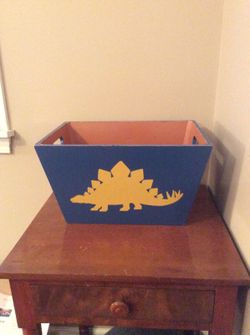 DINOSAUR WOODEN BOX