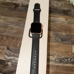 Apple Watch Series 4 38mm – Como Nuevo – Funciona Perfecto 
