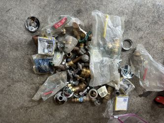 Plumbing Material!angle Stop/hose Bid/valves Did Sizes $100