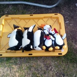 Penguin Plushies 
