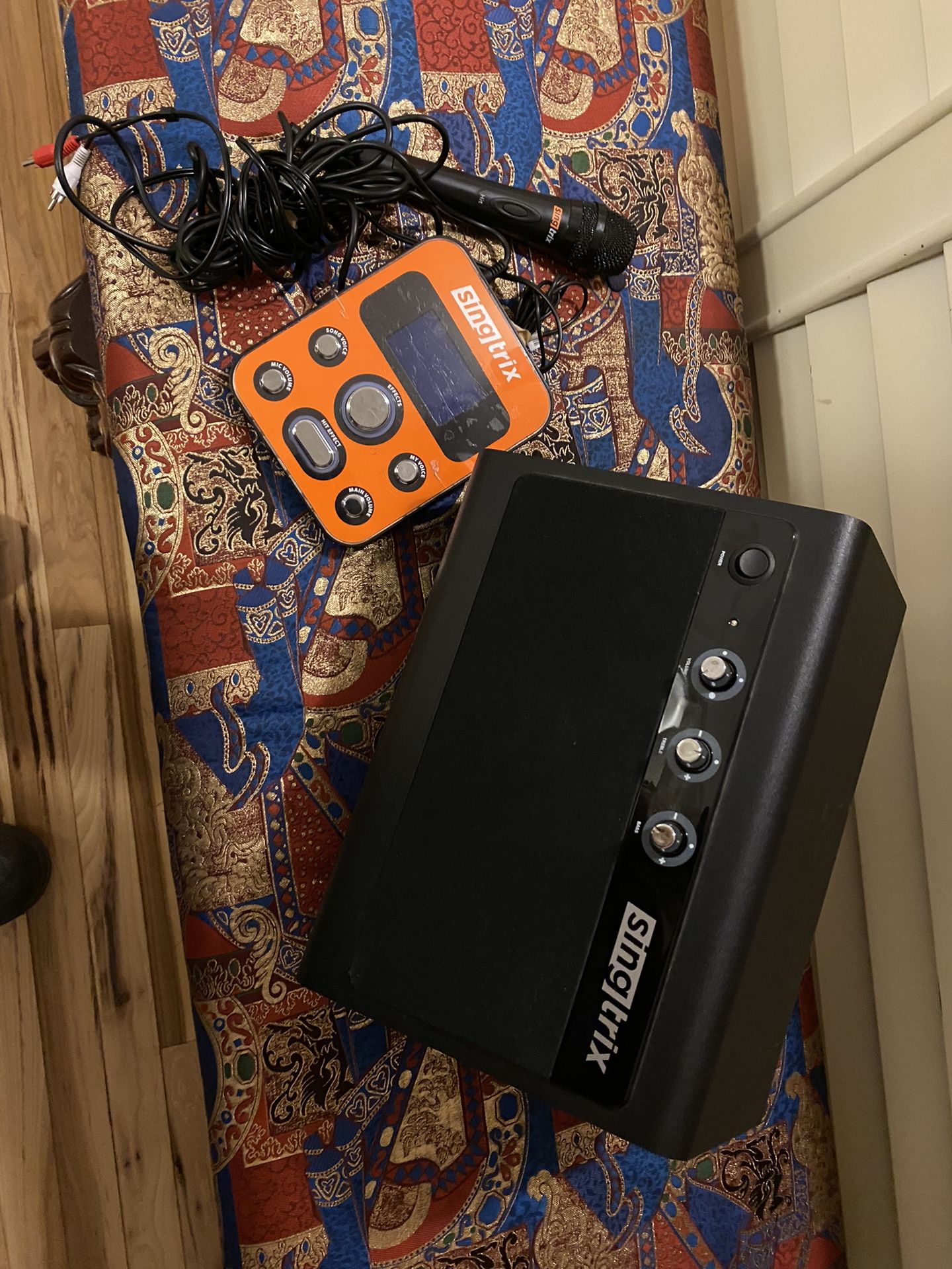 Singtrix Portable Karaoke Machine