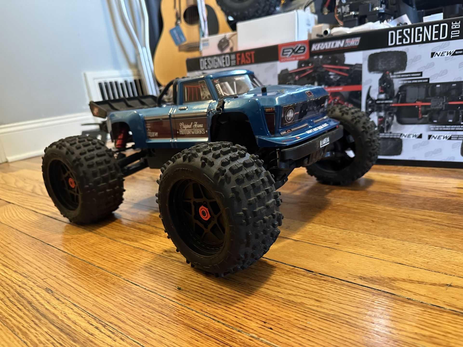 Arrma Outcast 4s V2 RTR