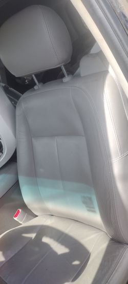 Leather seats for GMC Envoy / Buick Rainier / Trailblazer / Ascender