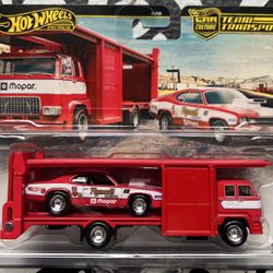 Hot Wheels 73 Plymouth Duster Team Transport