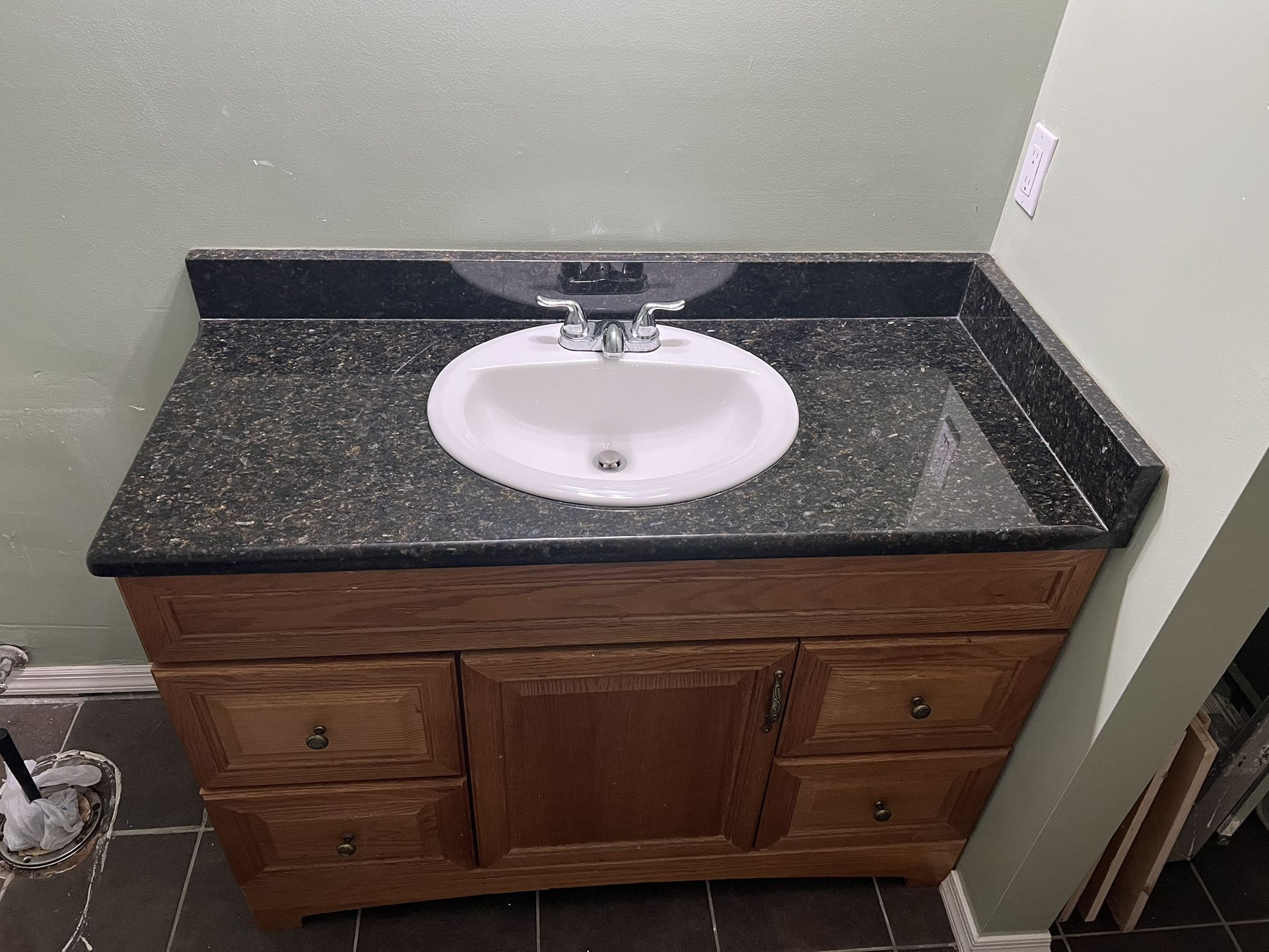 Bathroom Vanity Top Granite. Sink and Faucet. 48” x 22” , 35” tall.